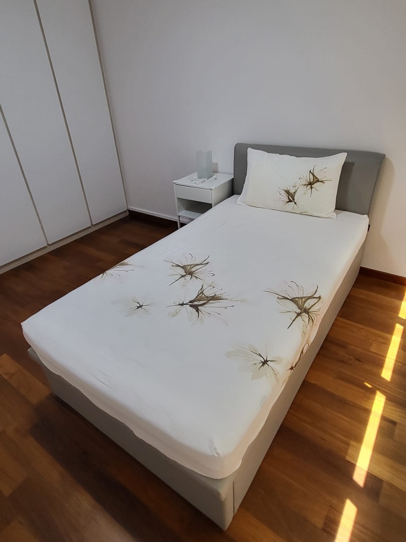 King Koil Divan Storage Bed Super Single size (without mattress