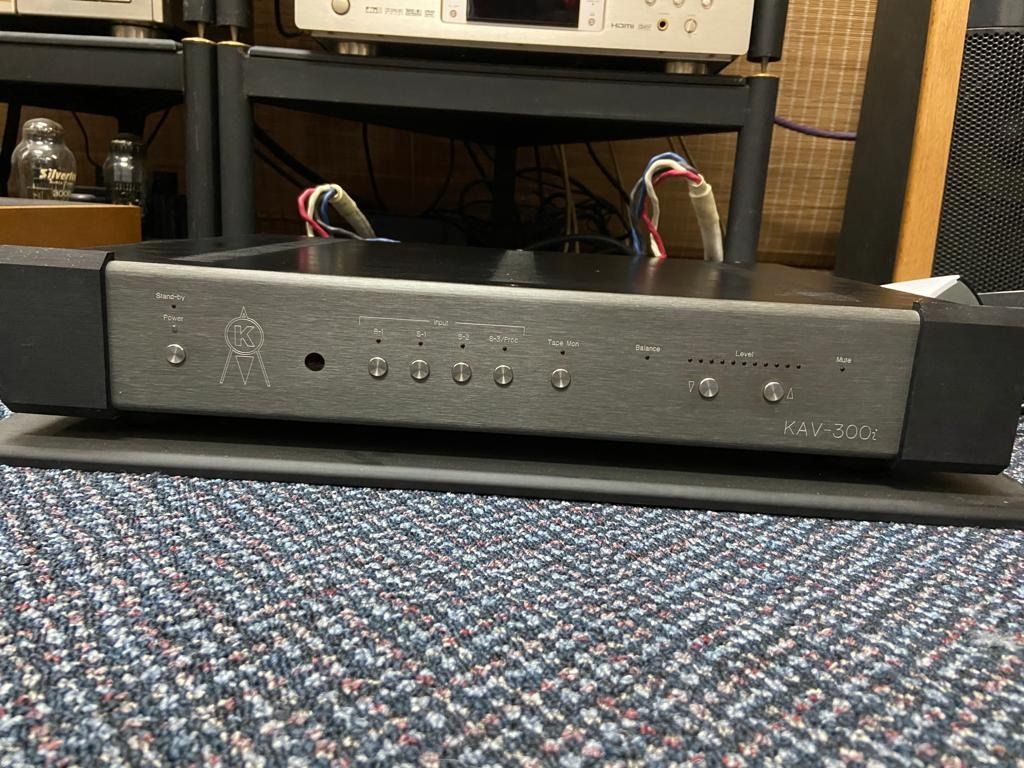 Krell Amplifier & Martin Logan Speakers, Audio, Soundbars, Speakers