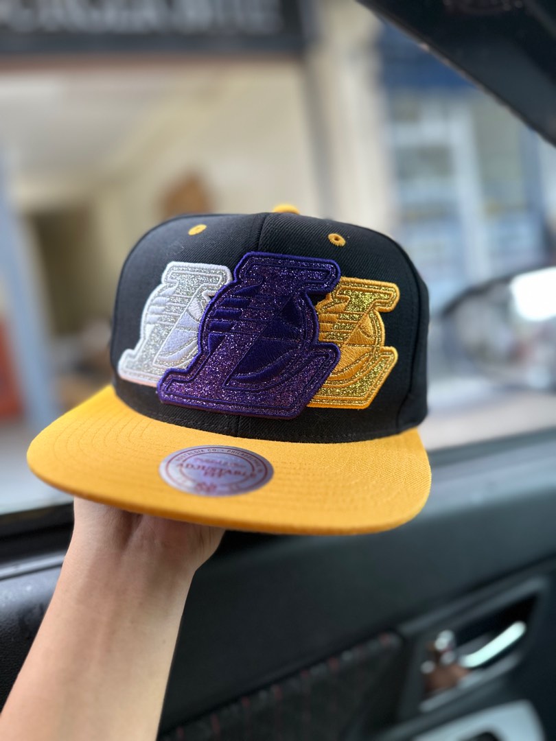 Lakers 3 heads, Men's Fashion, Watches & Accessories, Caps & Hats on