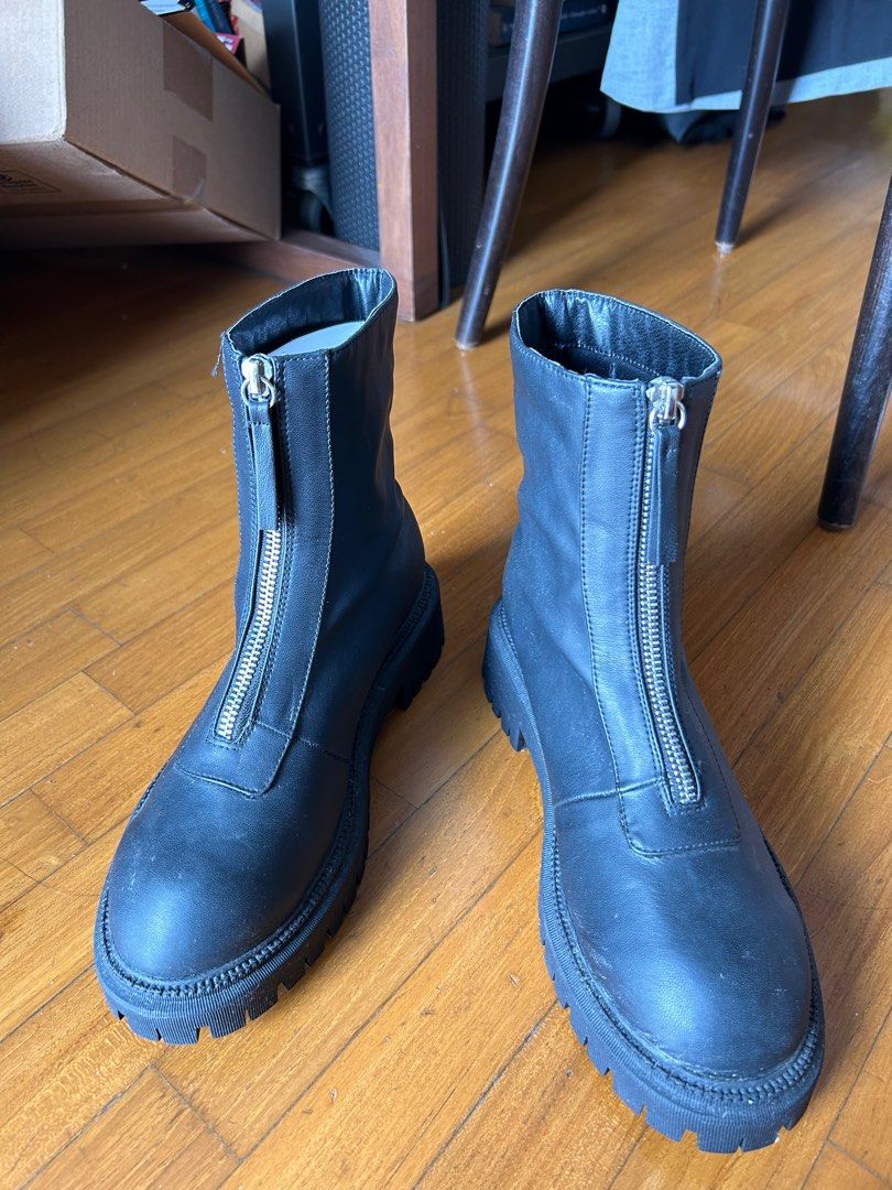 Mens front zip boots top