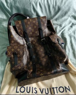 Louis Vuitton Supple Trunk Messenger Brand New (Fully sold out in stores!),  Men's Fashion, Bags, Sling Bags on Carousell