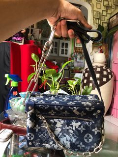 LV Ombre Monogram Blue Denim Sling/Messenger Bag, Luxury, Bags & Wallets on  Carousell