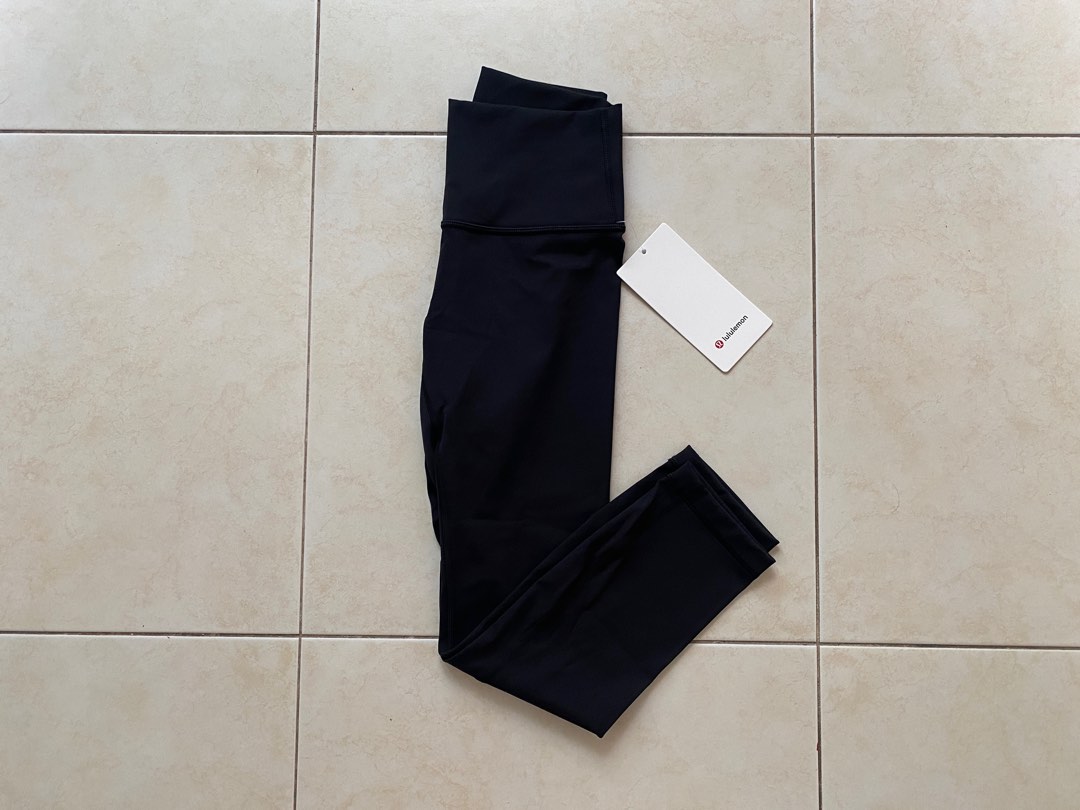 Lululemon crop leggings size 2 color black. For - Depop