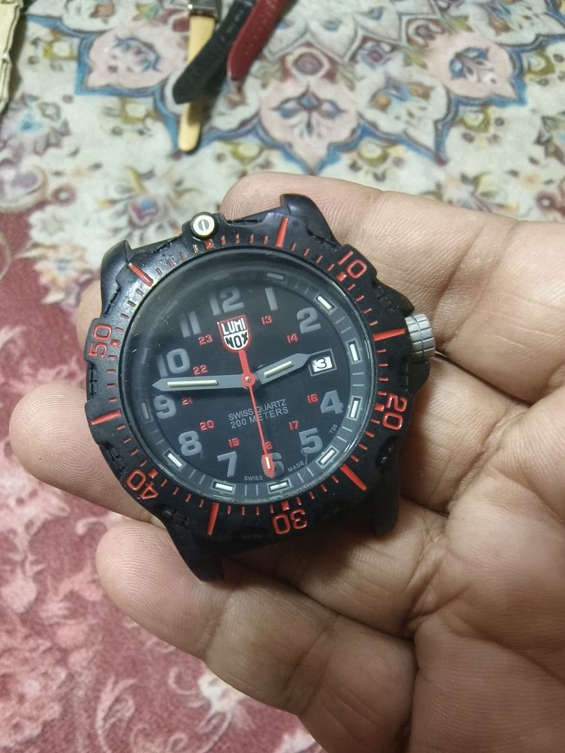 luminox series 8800 Luxury Watches on Carousell
