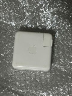 MacBook Adapter