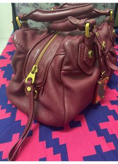 (Category: ) located in . Submitted by m.preloved.wardrobe (Listing ID 1255305964, Image 1). Description: .