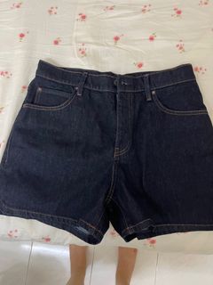 (Category: ) located in . Submitted by castine (Listing ID 1255298107, Image 1). Description: .