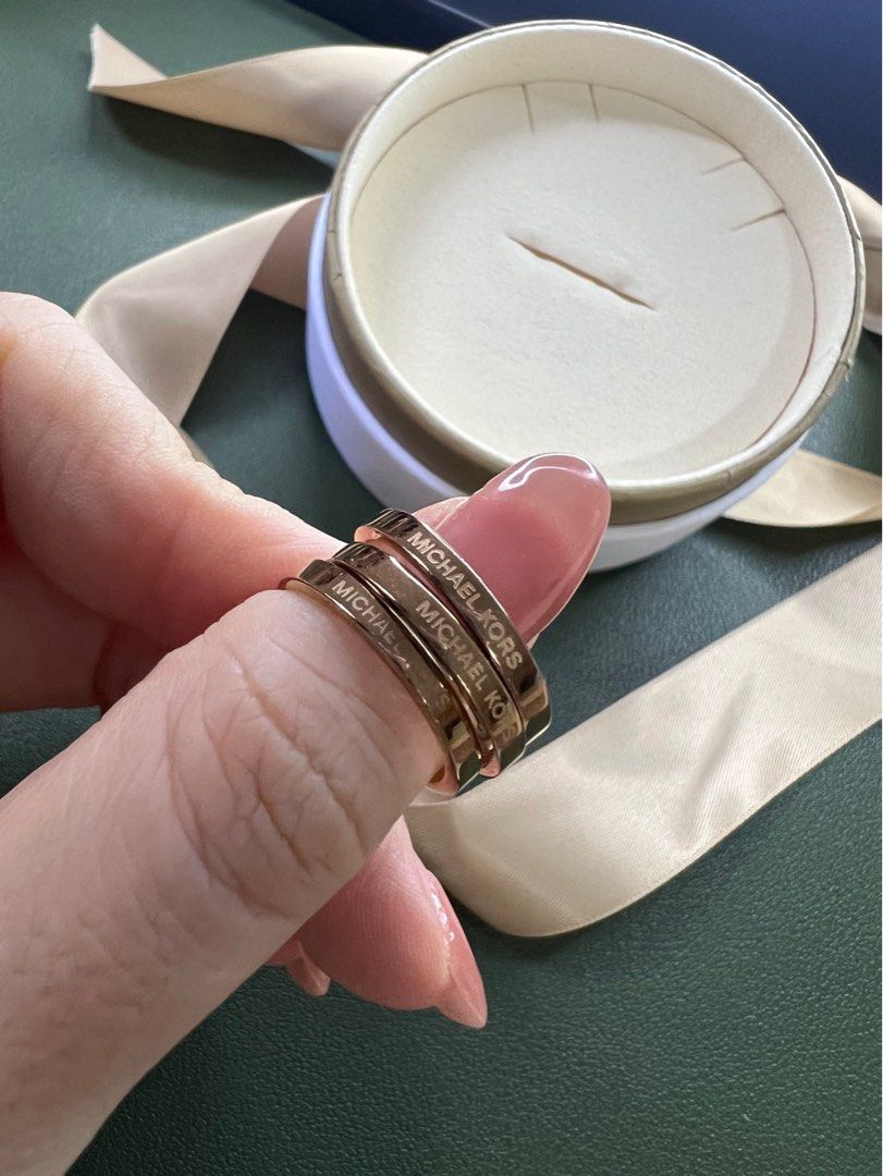 Michael kors store stacking rings