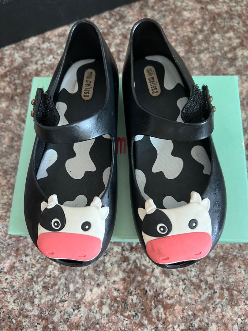 Cattle shoes shop