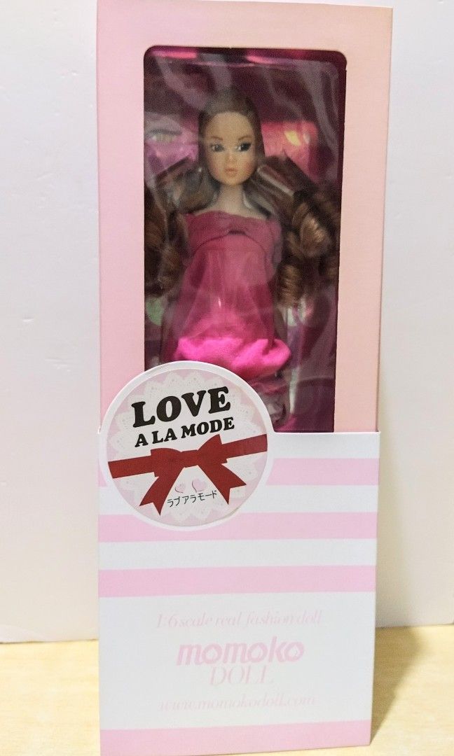 Momoko 桃子娃娃Love a la mode, 興趣及遊戲, 玩具& 遊戲類- Carousell