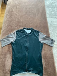 (Category: ) located in . Submitted by authentic03 (Listing ID 1255221979, Image 1). Description: .