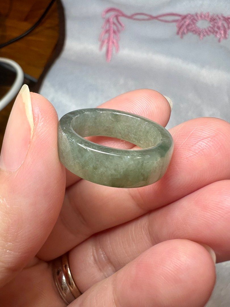 Full top jade ring