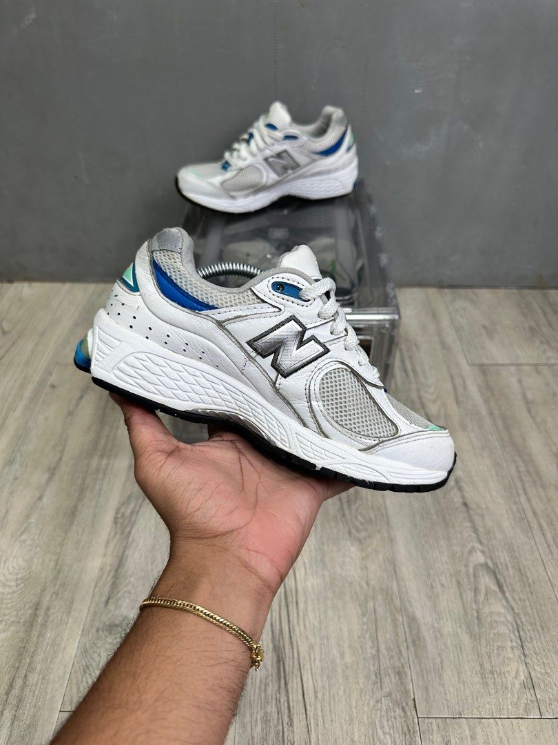 New Balance 2002r (Category: Sneakers) located in Davao. Submitted by connected082 (Listing ID 1255382114, Image 3). Description: Size 4us / 22cm Excellent condition .