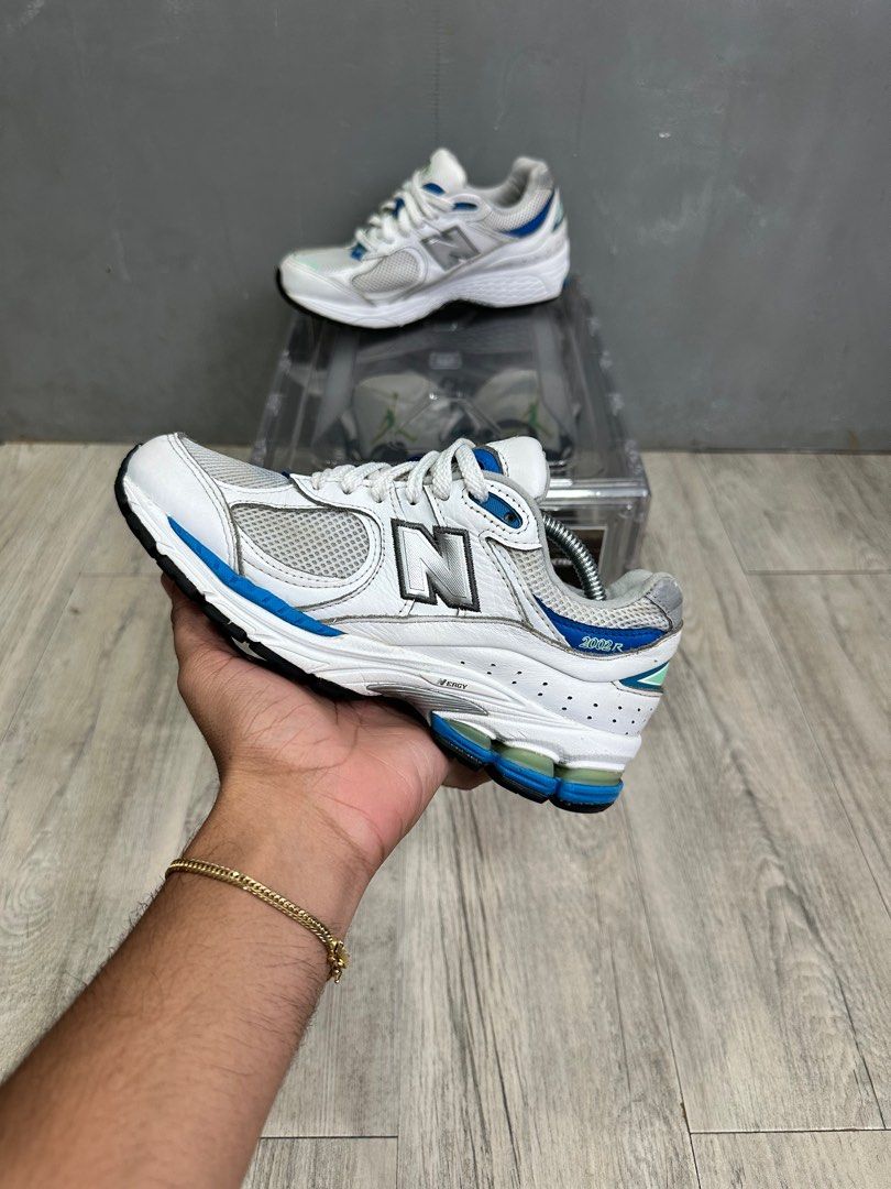 New Balance 2002r (Category: Sneakers) located in Davao. Submitted by connected082 (Listing ID 1255382114, Image 2). Description: Size 4us / 22cm Excellent condition .