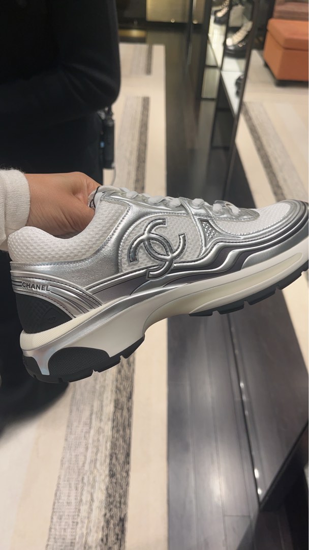 New chanel sneakers shoes size 38, 名牌, 鞋及波鞋- Carousell
