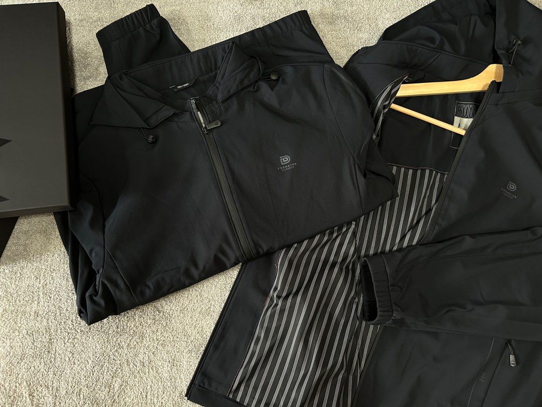Hoodie with hot sale inner pocket