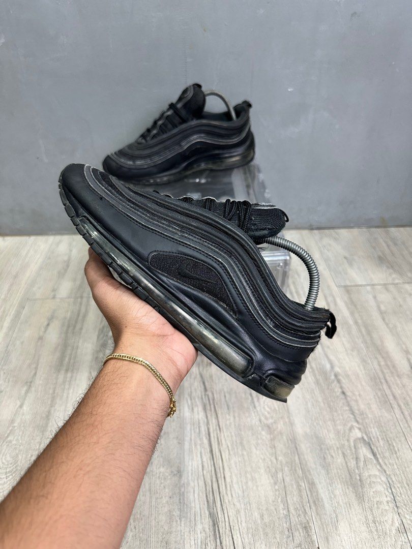 Nike Air Max 97 Triple Black (Category: Sneakers) located in Davao. Submitted by connected082 (Listing ID 1255381505, Image 2). Description: Size 8.5us / 26.5cm Very good condition .