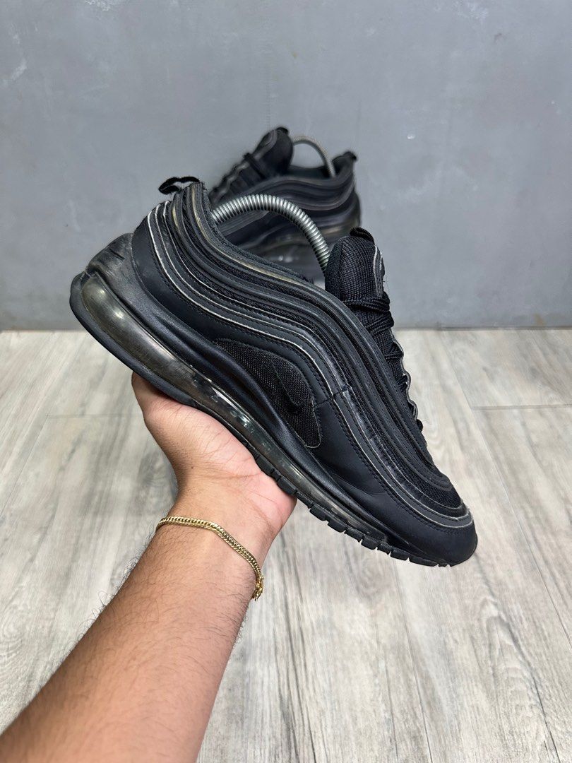 Air max 97 all black on feet hot sale