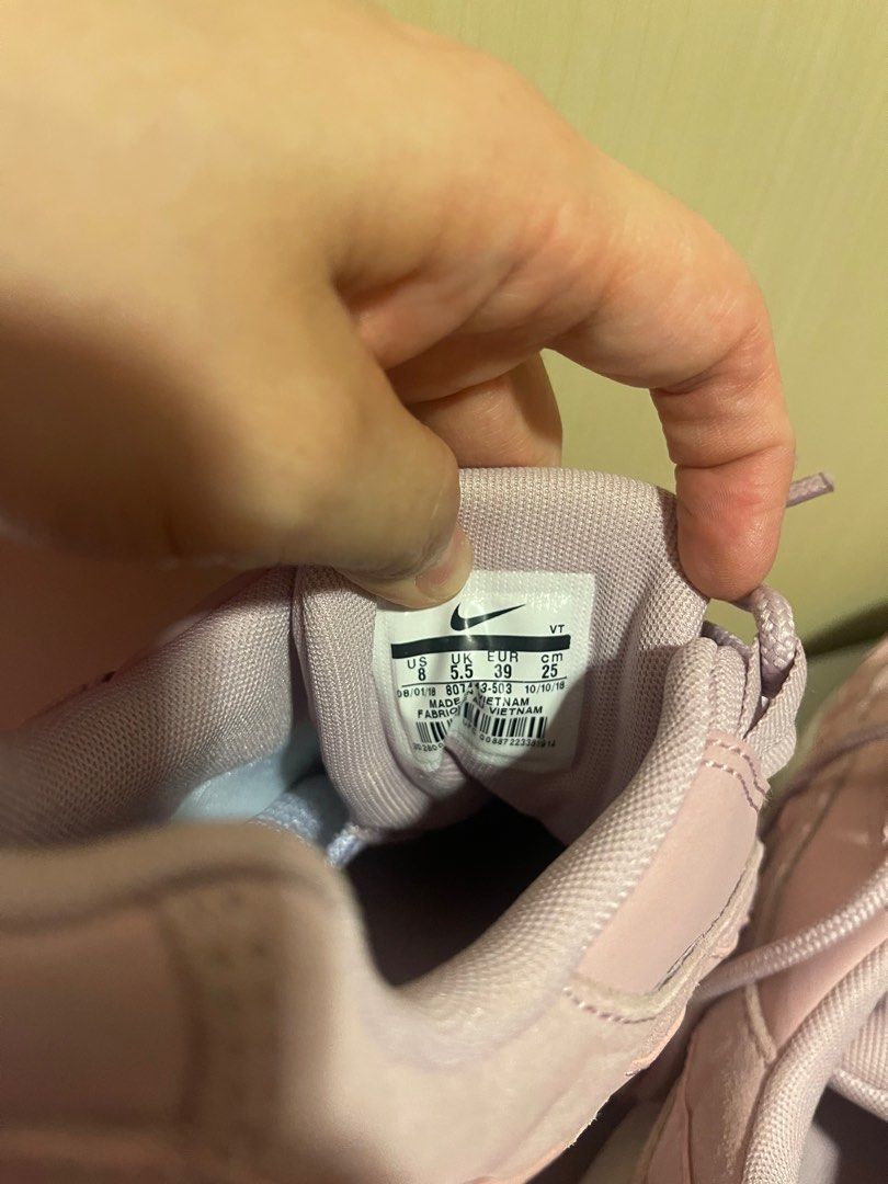 pink and grey nike airmax