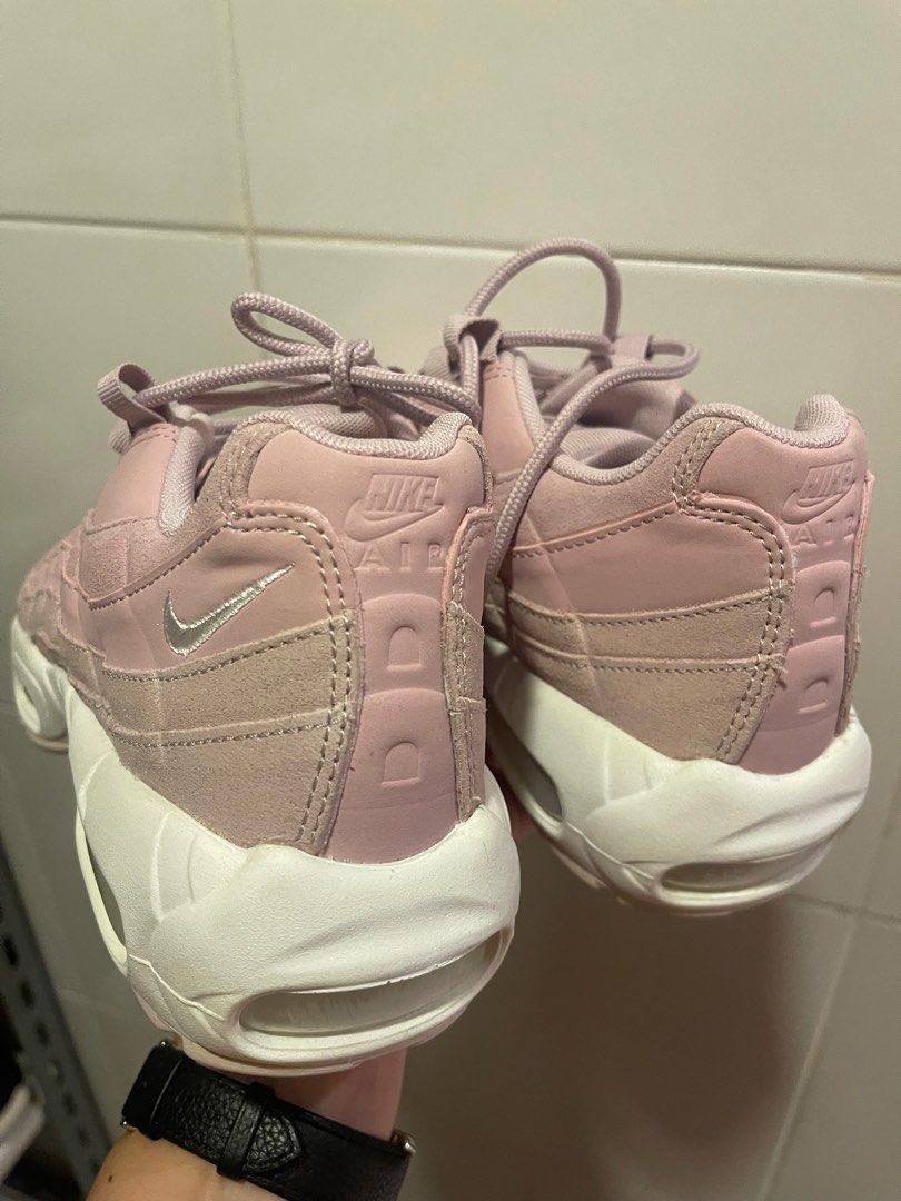 pink and grey nike airmax