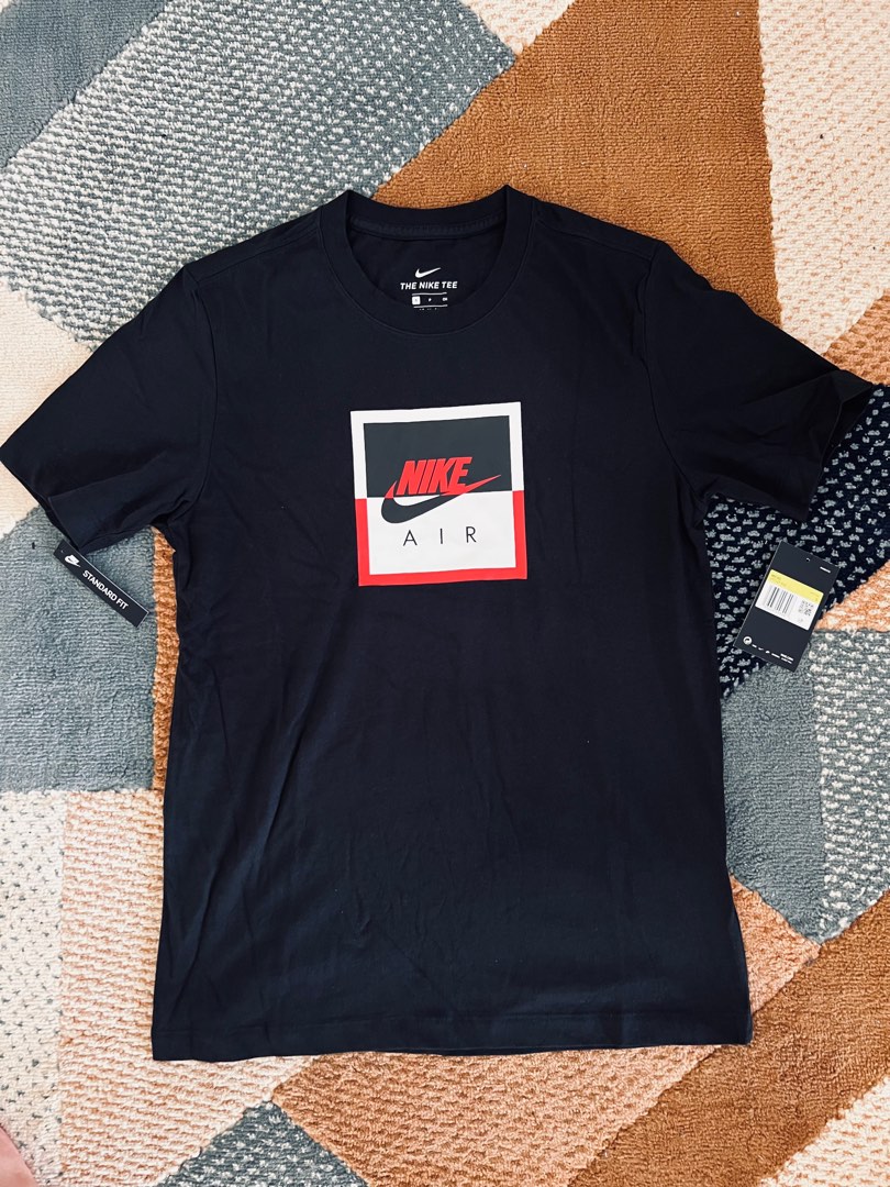 Nike box logo shirt sales