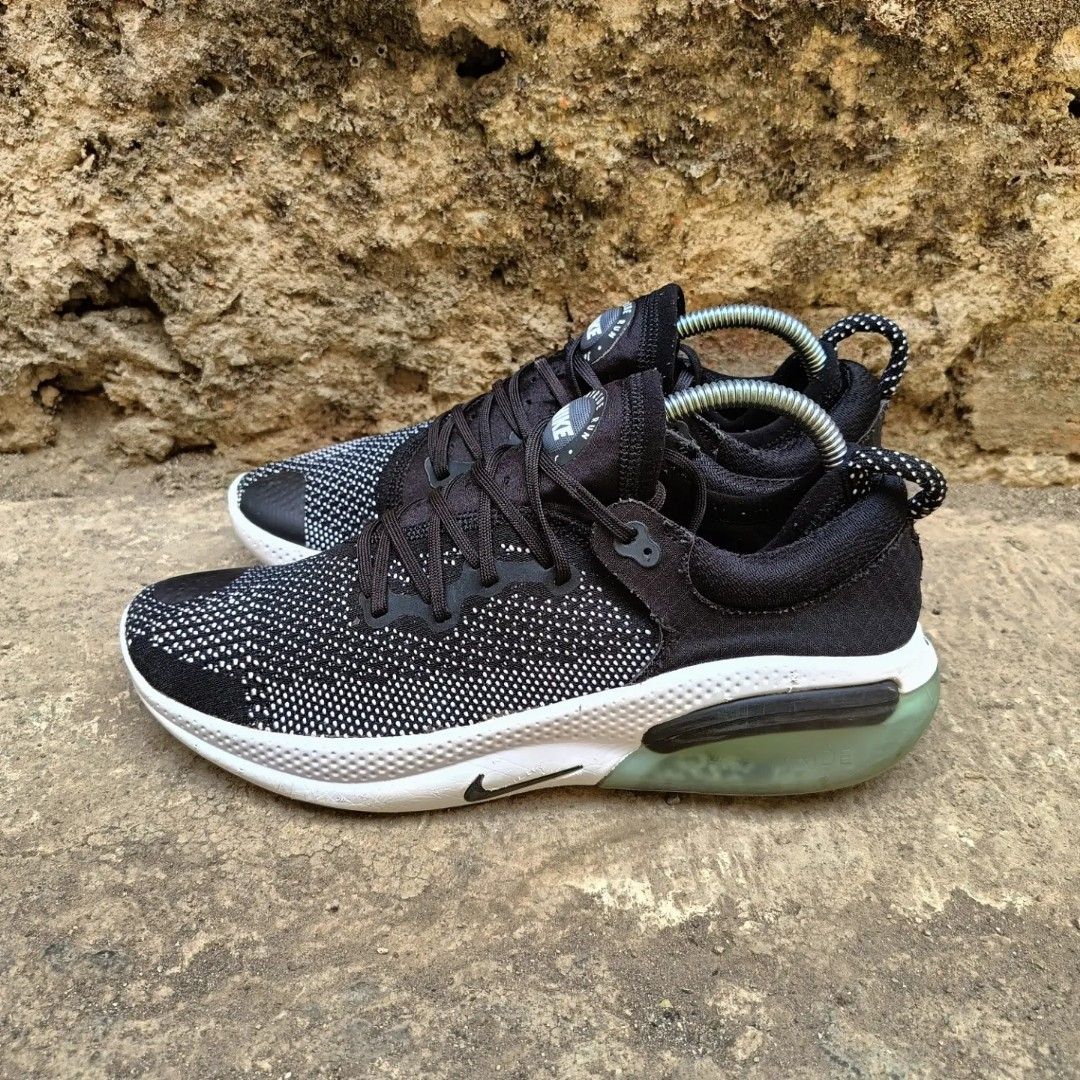 Nike joy store