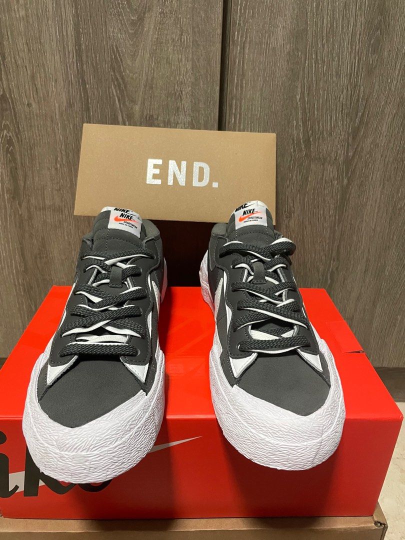 Raffle nike sacai sale blazer