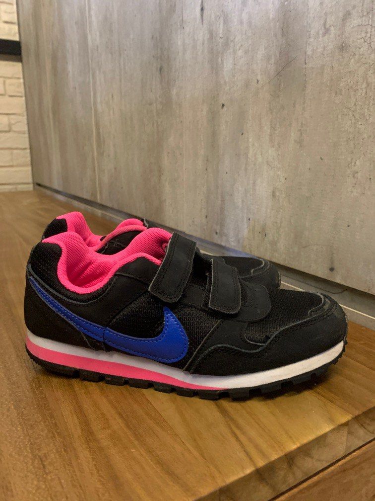 Nike 5y shoes on sale