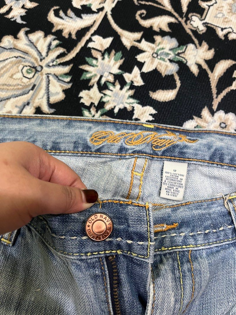 Old navy embroidered jeans hotsell