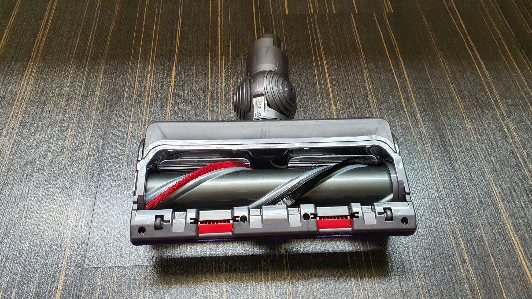 Original Dyson Torque drive cleaner head, TV & Home Appliances, Vacuum