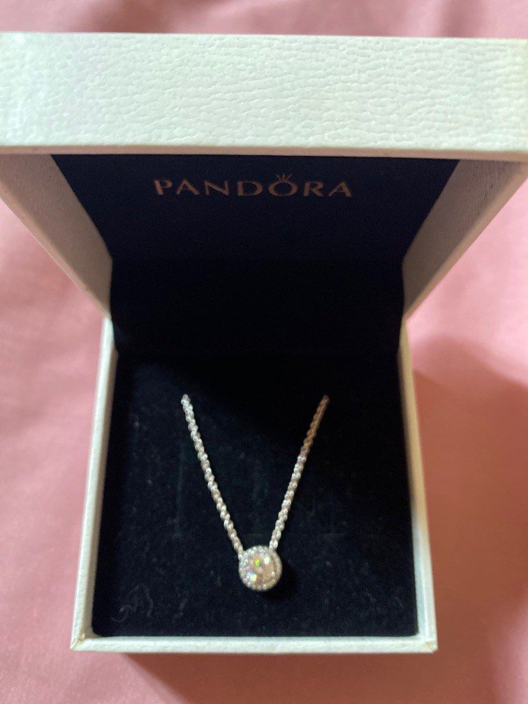 Round sparkle shop necklace pandora
