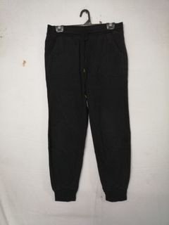 (P5) (17/9) UNIQLO WOMEN JOGGERPANT