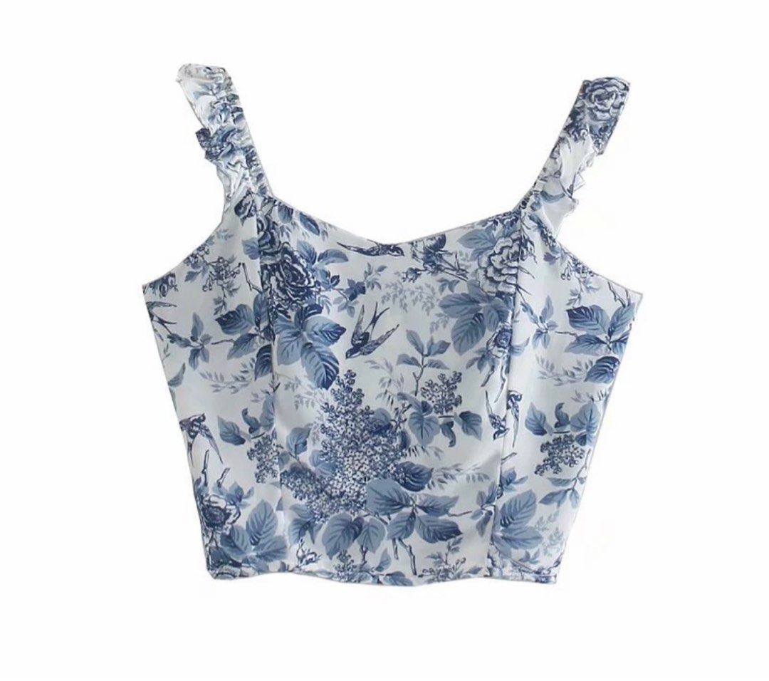 Peiran Floral Sleeveless (Category: Sleeveless) located in Valenzuela. Submitted by 99jch (Listing ID 1255223089, Image 1). Description: ‼️ Worn once only ‼️ Size M ‼️ No flaws/damage Pm if interested 💌.
