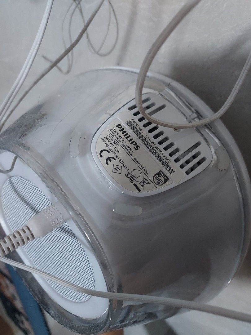 Philips HF3520 WakeUp Light Alarm Clock Coloured Sunrise Simulation