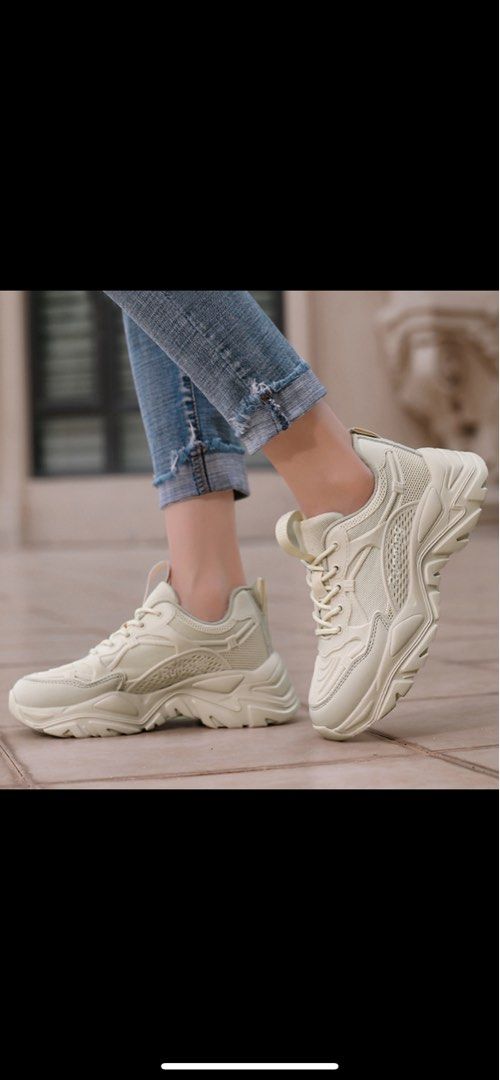 Chunky sneakers deals beige