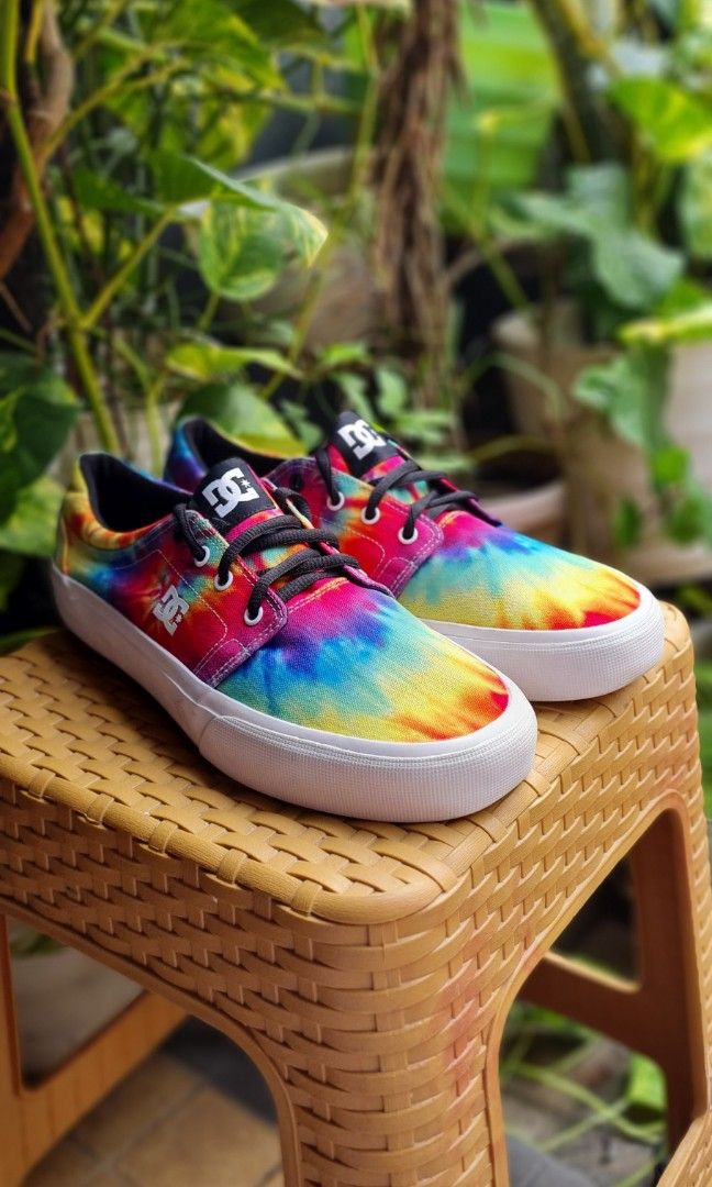 Sepatu dc skateboard store