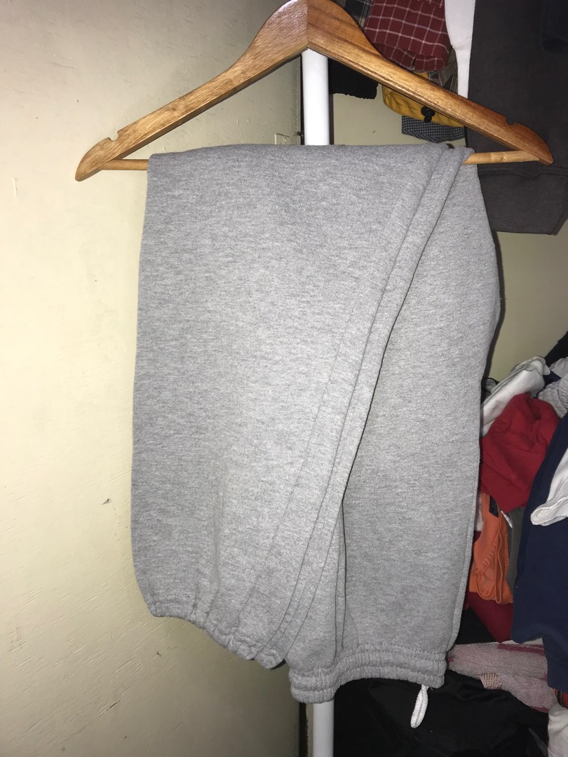 Russel Athletic Sweatpants, Men's Fashion, Activewear on Carousell