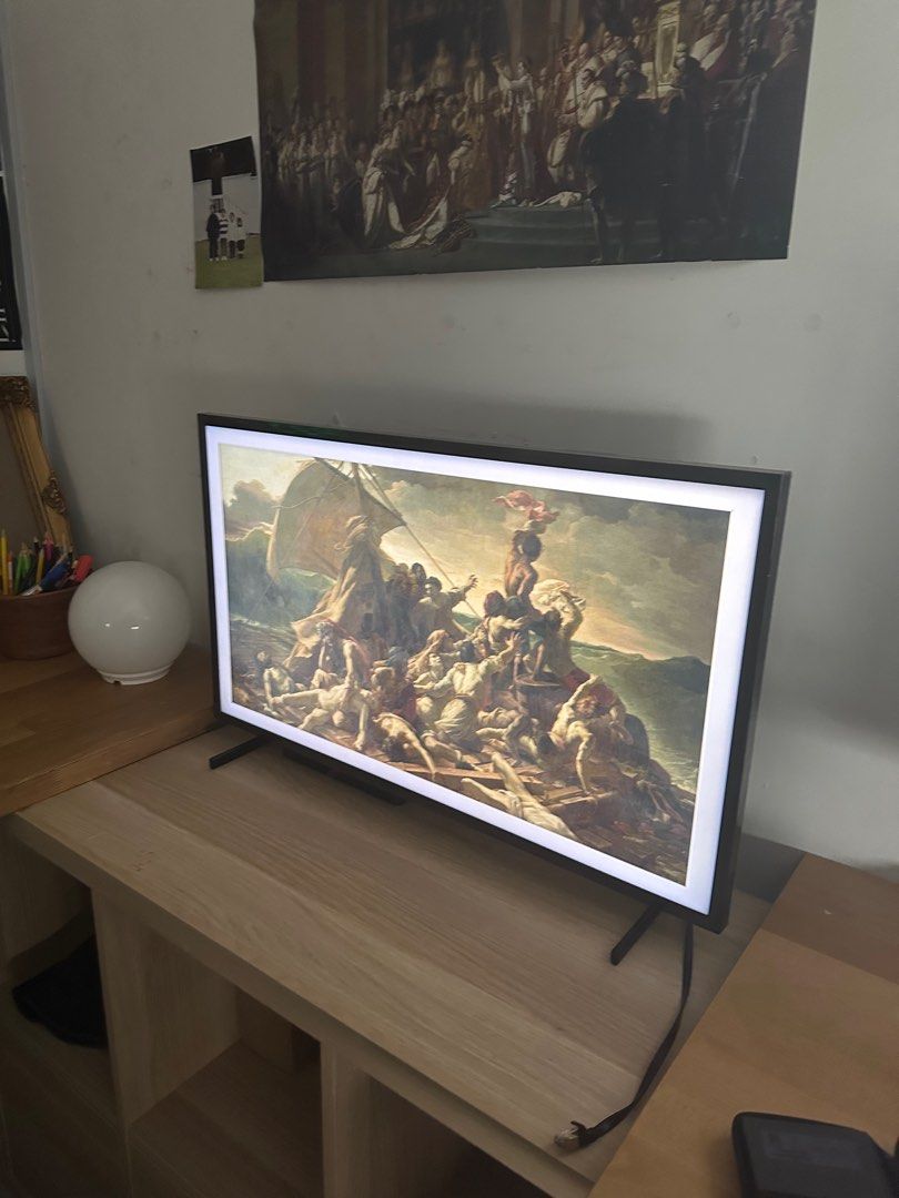 Samsung Frame 32 (matte updated version), TV & Home Appliances, TV ...