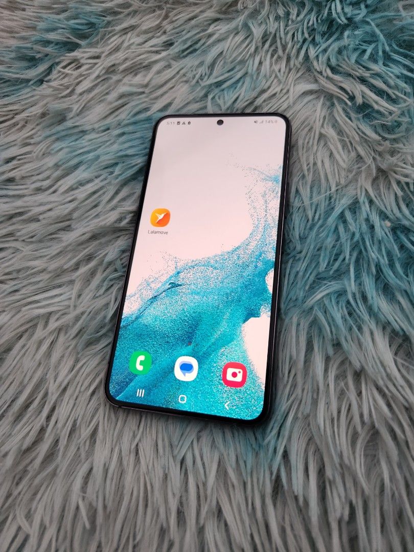 Samsung S22 5g (Category: Samsung) located in Quezon City. Submitted by mubrogadgets (Listing ID 1255338893, Image 1). Description: SAMSUNG S22 5G No issue 👉SUPER FLAGSHIP PHONE 👉5G NETWorj 👉8gb ram and 128 Quick specs👇👇👇 👉Dynamic AMOLED 2X, 120Hz, HDR10+, 1300 nits (peak) 👉6.1inches, 👉Exynos 2200 (4 nm) 👉Xclipse 920 👉Fingerprint (under display, ultrasonic), 👉128gb/8 👉Samsung DeX, (desktop experience support) 📷BACK CAMERA 50 MP, 23m