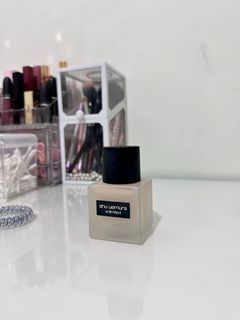 shu uemura 植村秀 無極限光澤水粉底 SPF18 PA+++