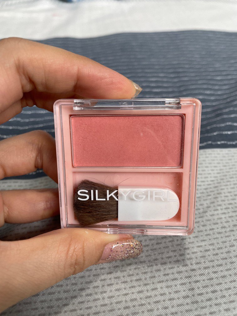 Silkygirl Blush Hour, Beauty & Personal Care, Face, Makeup on Carousell