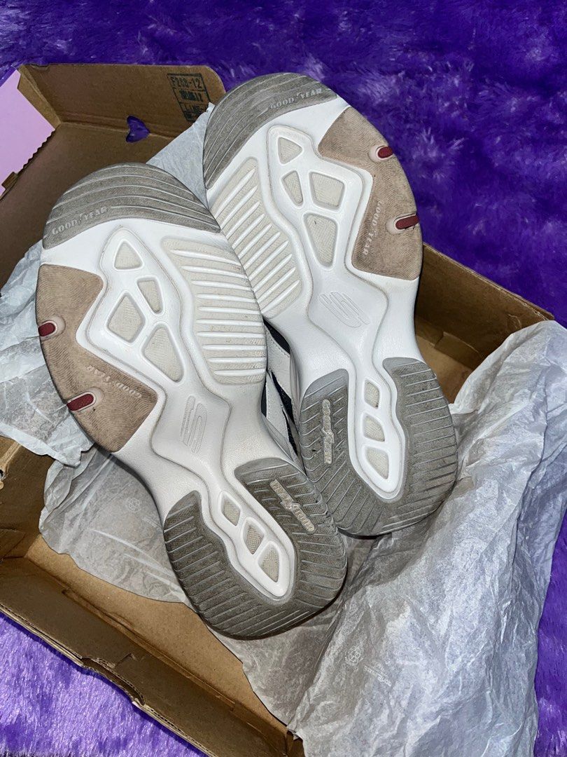 most versatile shoe color