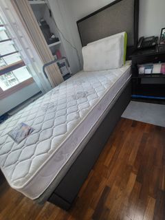 (Category: ) located in . Submitted by lVMLV (Listing ID 1255237338, Image 1). Description: .