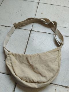 Tas bahu mini uniqlo
