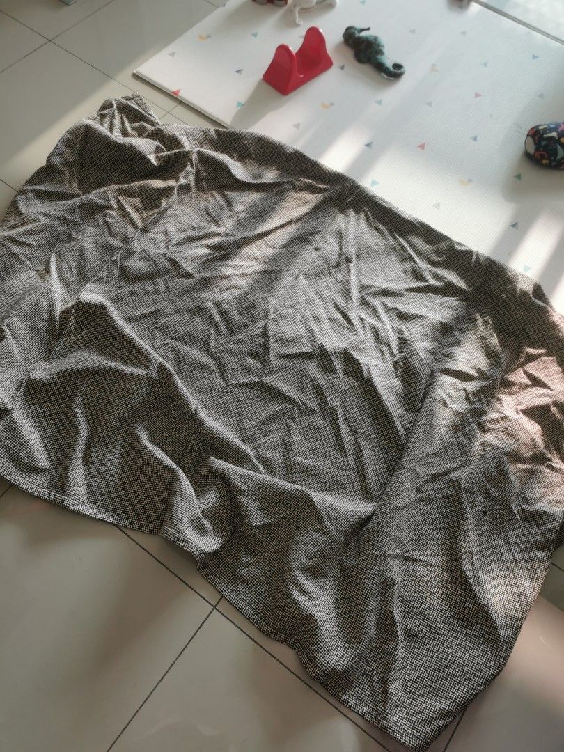 Tiphede rug from ikea, Furniture & Home Living, Home Decor, Carpets