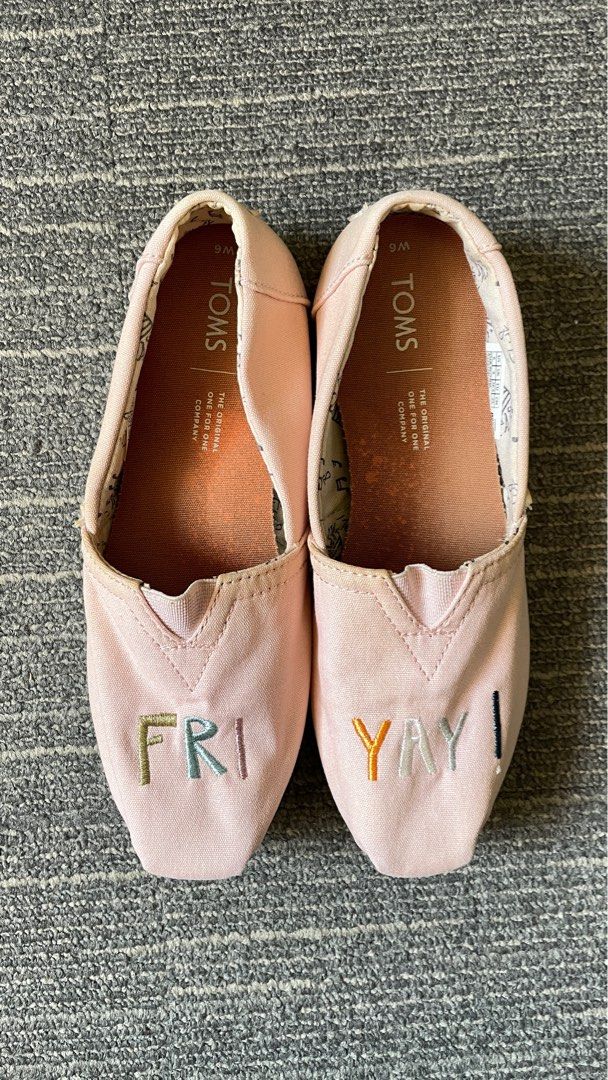 Toms youth size best sale 6 in womens