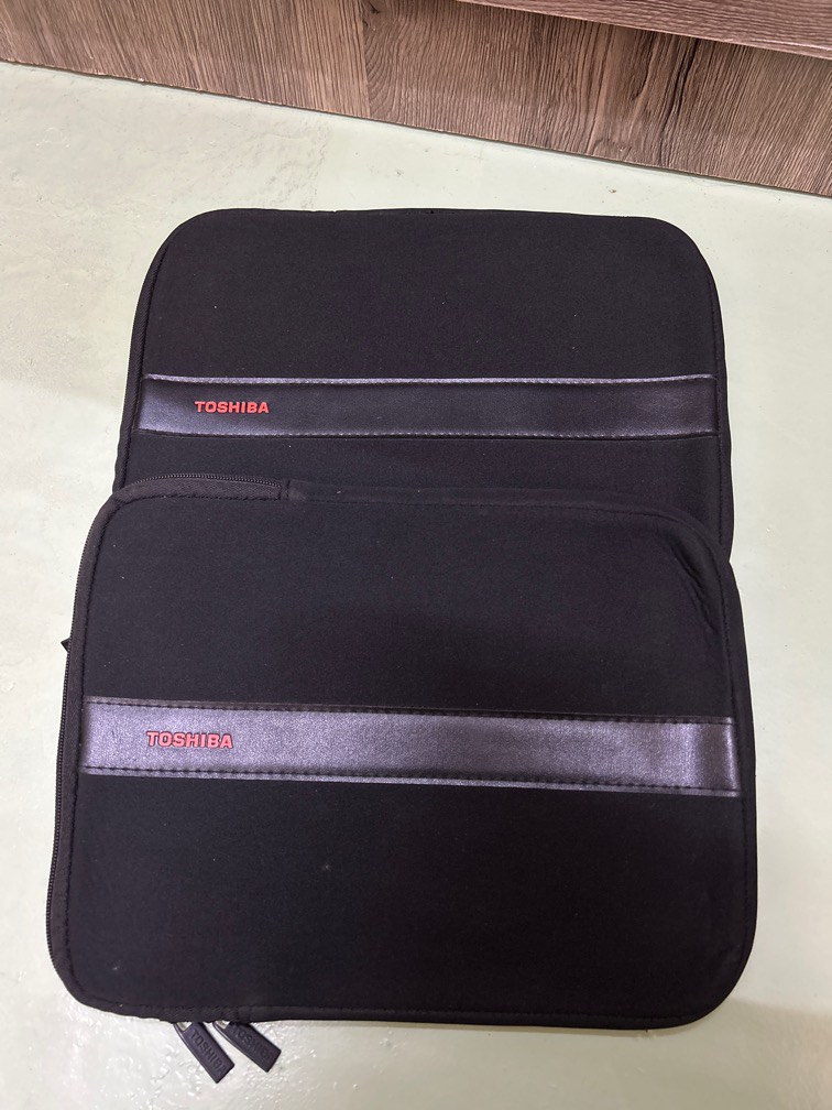 Toshiba laptop bag, Computers & Tech, Parts & Accessories, Laptop Bags