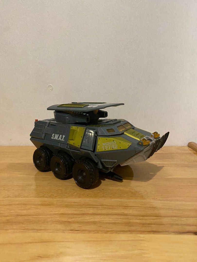 Transformers Onslaught Ultra Class (Category: Action & Battle Toys) located in Pasig City. Submitted by AndyY (Listing ID 1255282629, Image 2). Description: 750 + SF Loose Missing bullets from turret Discount if bought with other Transformers.
