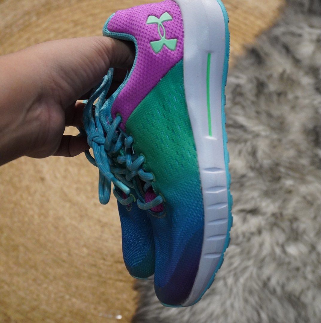 Under Armour Girls Pre School Pursuit Prism Sneaker Venetian