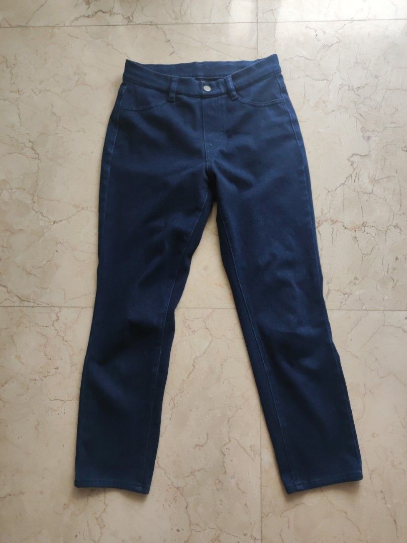 Uniqlo leggins Women s Fashion Bottoms Jeans Leggings on Carousell